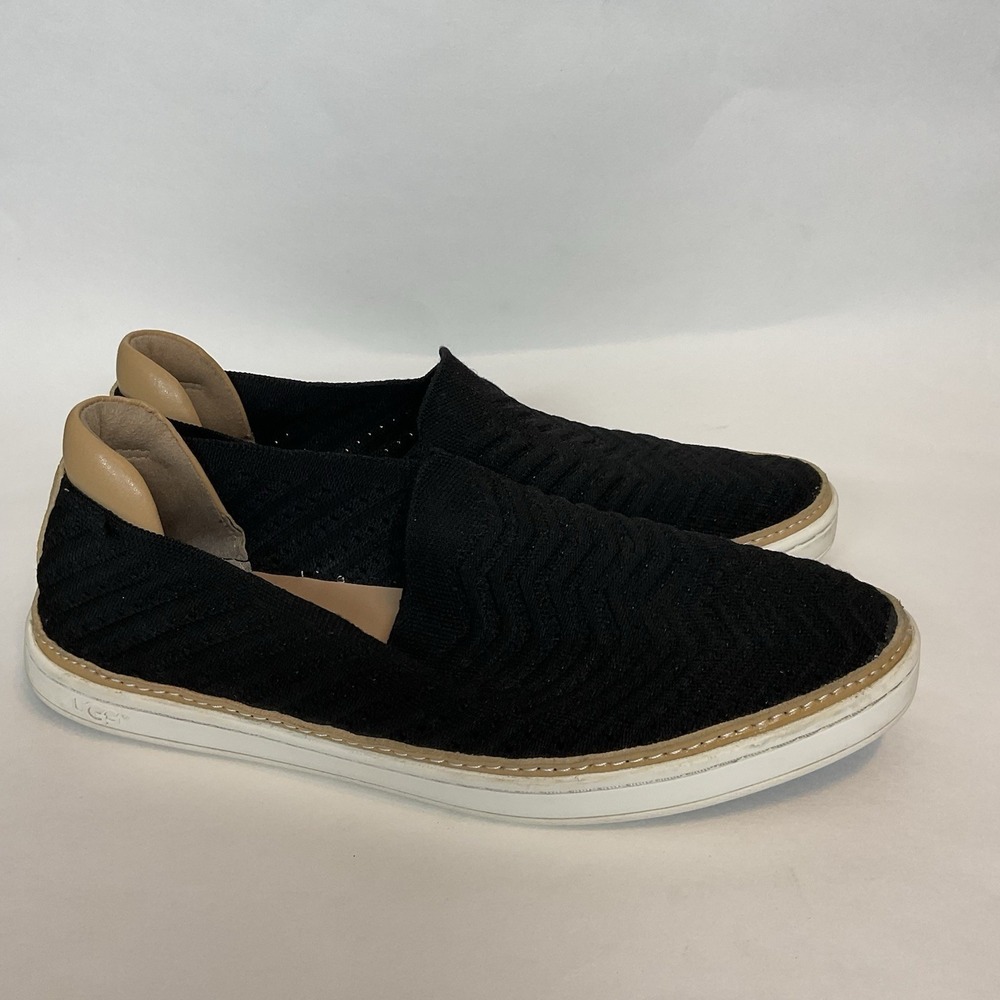 Ugg Sammy Knit Chevron Sneakers Women's Size 8.5 Black Lightweight Breathable‎